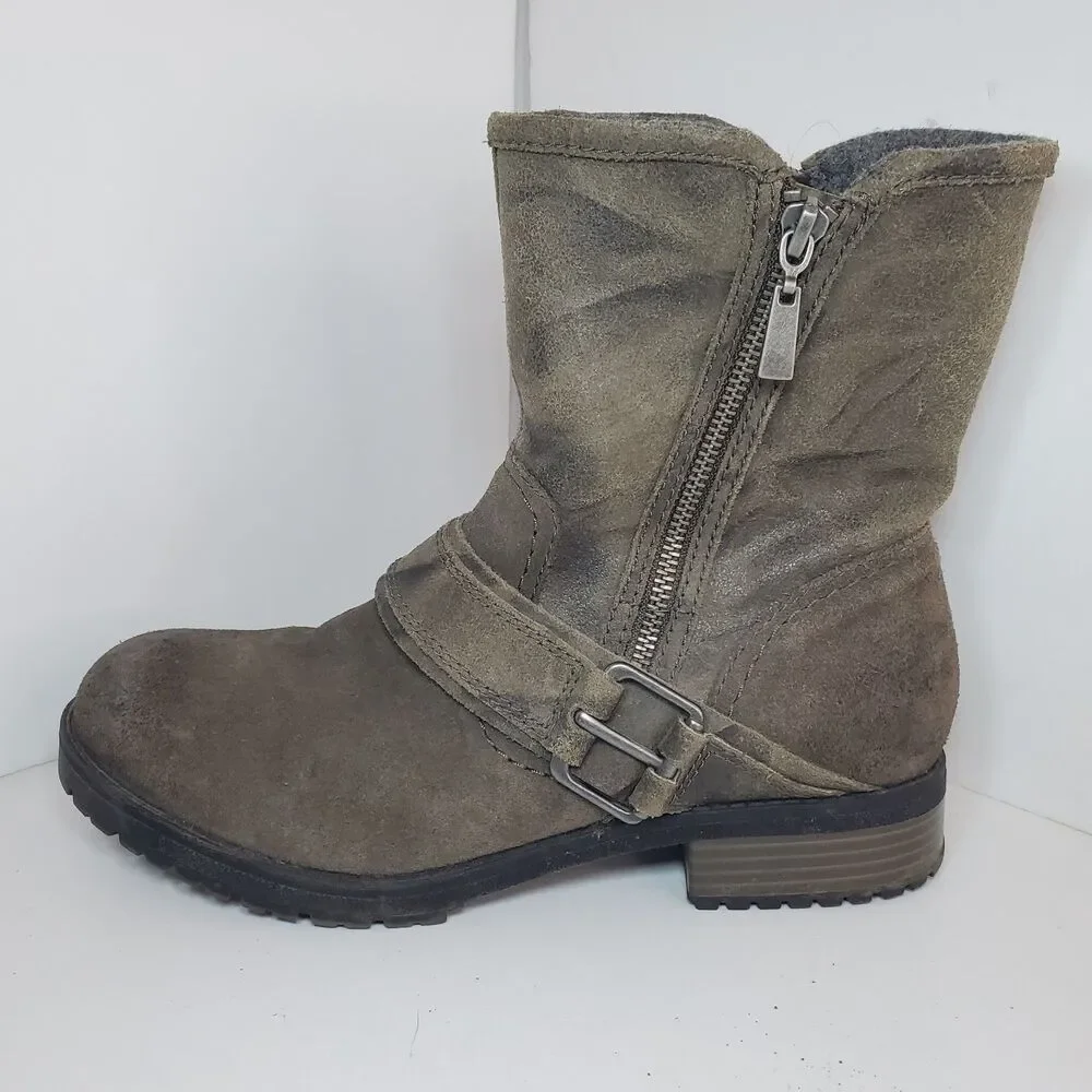 Clarks Faralyn Rise Suede Gray Boot Womens Size 8.5 Moto Biker Grunge Buckle